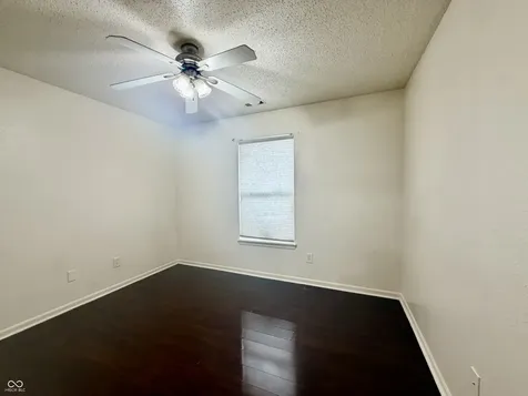 426 Red Tail Lane Indianapolis IN 46241