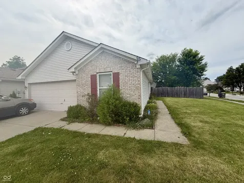 426 Red Tail Lane Indianapolis IN 46241