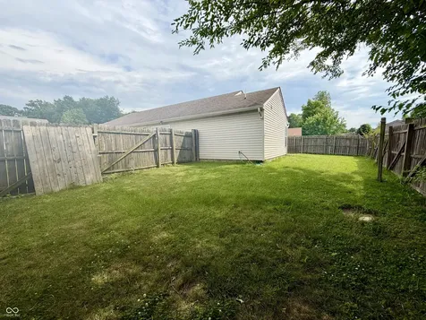 426 Red Tail Lane Indianapolis IN 46241
