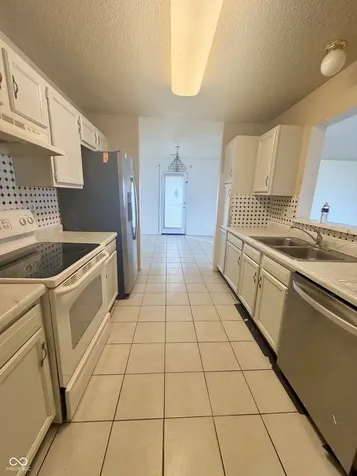 426 Red Tail Lane Indianapolis IN 46241