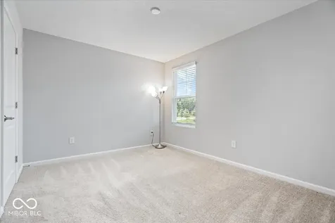 6915 Seabiscuit Road Whitestown IN 46075