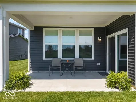 6915 Seabiscuit Road Whitestown IN 46075