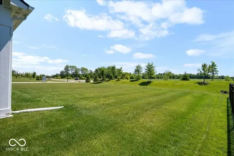 6915 Seabiscuit Road Whitestown IN 46075