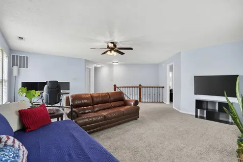 9979 Pine Grove Court Indianapolis IN 46234