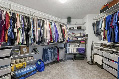 9979 Pine Grove Court Indianapolis IN 46234