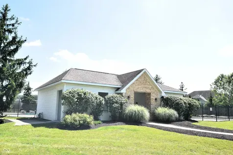 9979 Pine Grove Court Indianapolis IN 46234