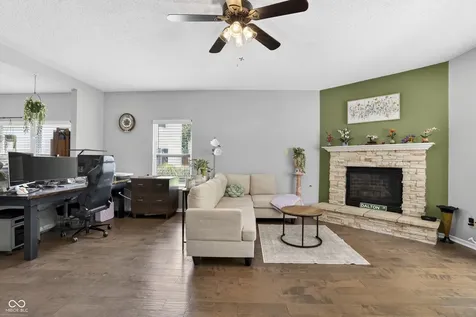 9979 Pine Grove Court Indianapolis IN 46234