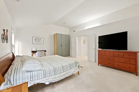 6084 Clearview Drive Carmel IN 46033