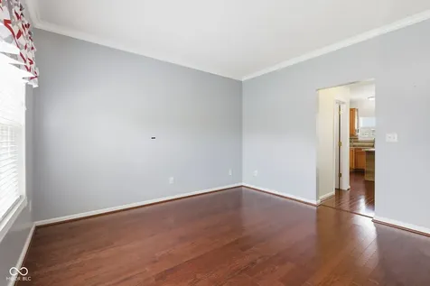 9080 N Falling Waters Drive Mccordsville IN 46055