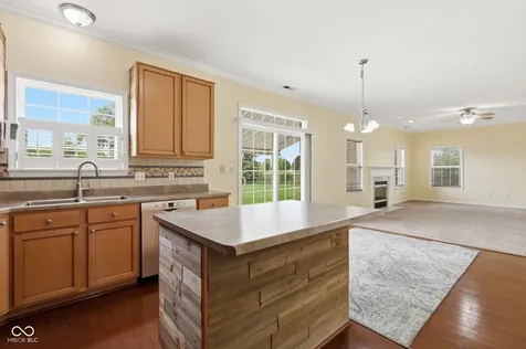 9080 N Falling Waters Drive Mccordsville IN 46055