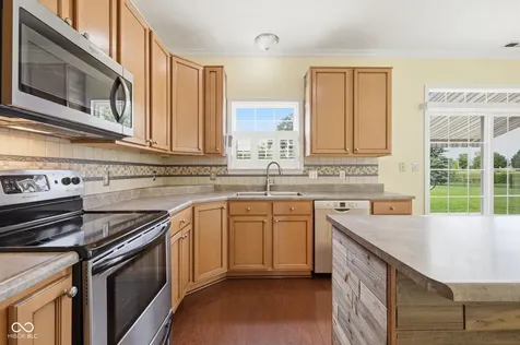 9080 N Falling Waters Drive Mccordsville IN 46055