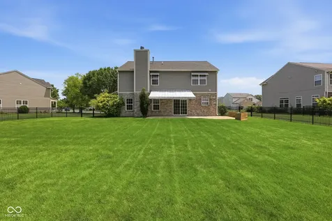 9080 N Falling Waters Drive Mccordsville IN 46055