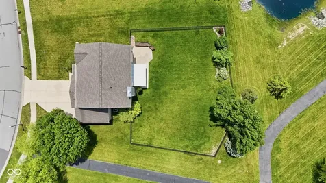 9080 N Falling Waters Drive Mccordsville IN 46055