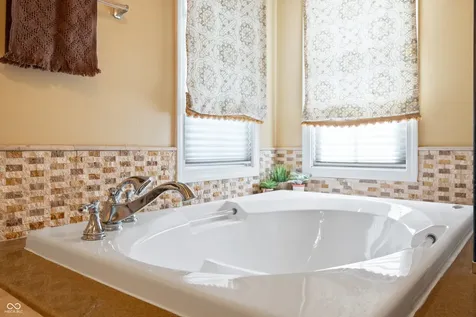 12784 Mojave Drive Fishers IN 46037