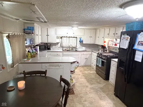 114 E Green Street Waveland IN 47989