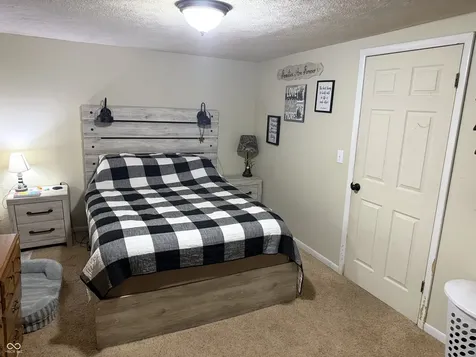 114 E Green Street Waveland IN 47989