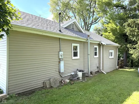 114 E Green Street Waveland IN 47989