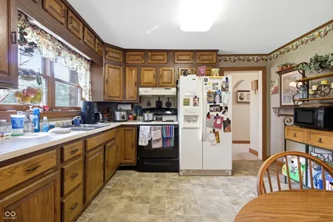 924 W 3rd Street Connersville IN 47331