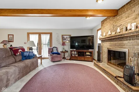 924 W 3rd Street Connersville IN 47331