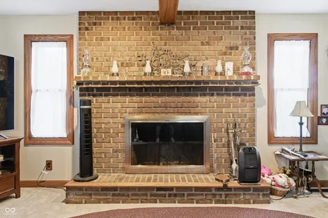 924 W 3rd Street Connersville IN 47331