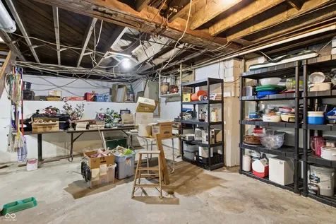 924 W 3rd Street Connersville IN 47331