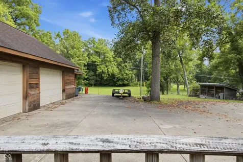 924 W 3rd Street Connersville IN 47331