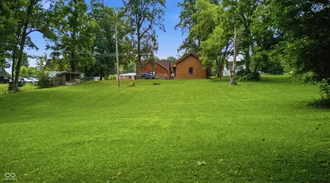 924 W 3rd Street Connersville IN 47331