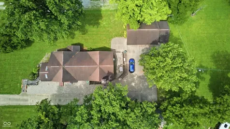 924 W 3rd Street Connersville IN 47331
