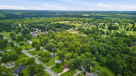 924 W 3rd Street Connersville IN 47331