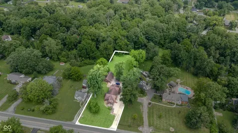 924 W 3rd Street Connersville IN 47331