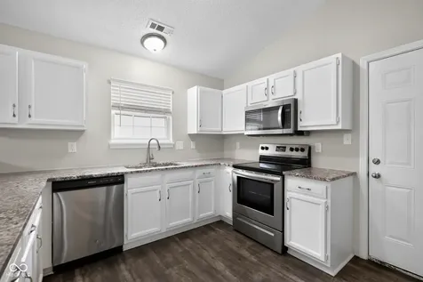 5205 Sweet River Way Indianapolis IN 46221