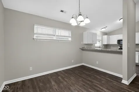 5205 Sweet River Way Indianapolis IN 46221