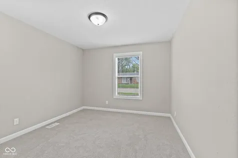 7929 E 34th Indianapolis IN 46226
