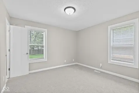 7929 E 34th Indianapolis IN 46226
