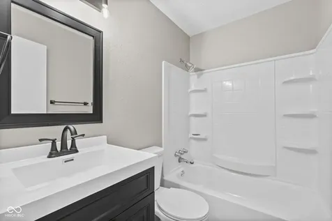 7929 E 34th Indianapolis IN 46226