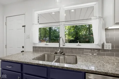 3259 W 48th Street Indianapolis IN 46228