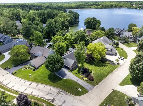 10823 Portside Court Indianapolis IN 46236