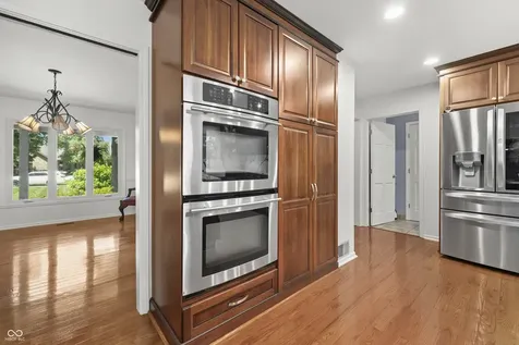10823 Portside Court Indianapolis IN 46236