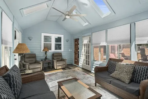 10823 Portside Court Indianapolis IN 46236