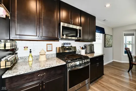 3742 Highgate Court Indianapolis IN 46237