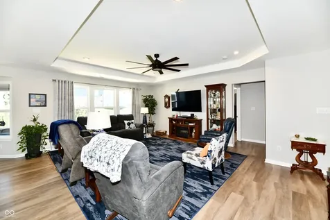 3742 Highgate Court Indianapolis IN 46237