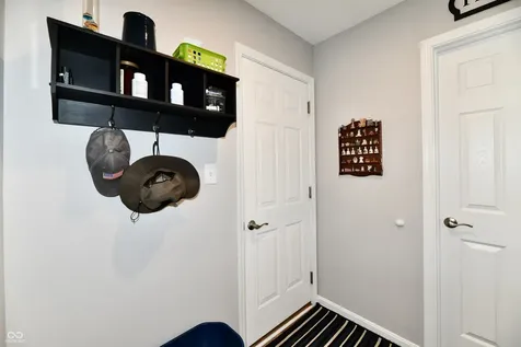 3742 Highgate Court Indianapolis IN 46237