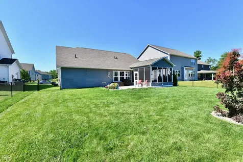 3742 Highgate Court Indianapolis IN 46237