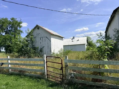 6631 E 800 N Columbus IN 47203