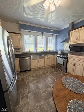 6631 E 800 N Columbus IN 47203