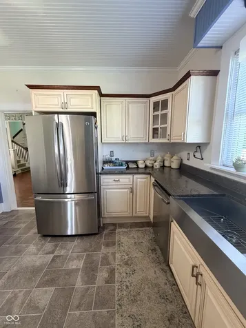 6631 E 800 N Columbus IN 47203