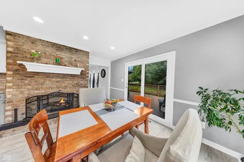12521 Old Stone Indianapolis IN 46236