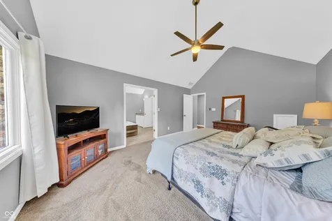 12521 Old Stone Indianapolis IN 46236