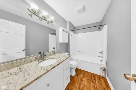 12521 Old Stone Indianapolis IN 46236