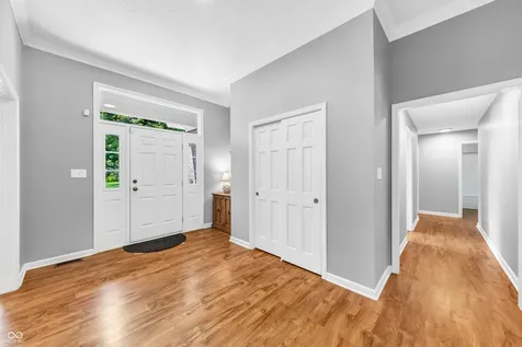 12521 Old Stone Indianapolis IN 46236